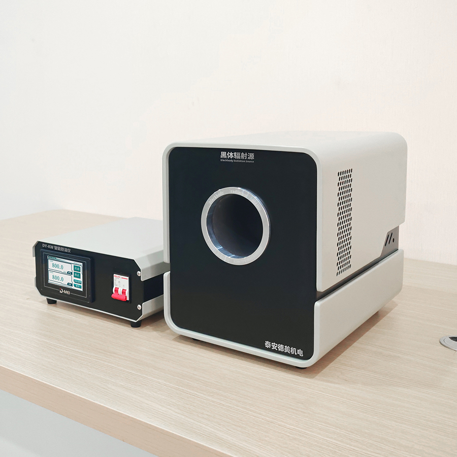 DY-HT2M-C Ultra-High-Temperature Blackbody Radiation Source (100mm)